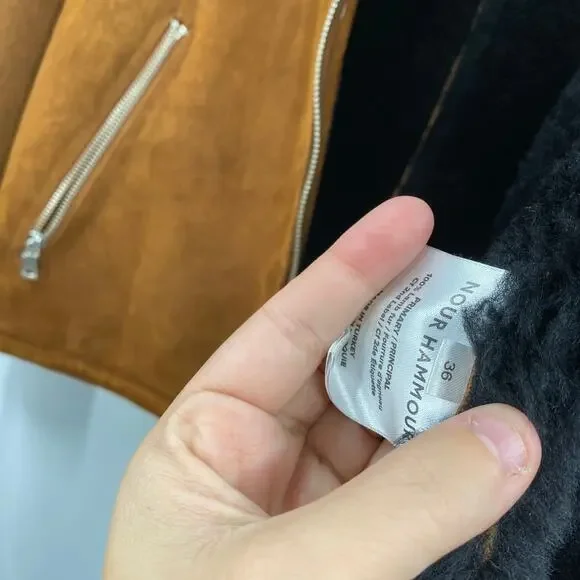 Nour Hammour S Nyla Simple Cropped Shearling Jacket in Cognac & Black - Picture 8 of 17